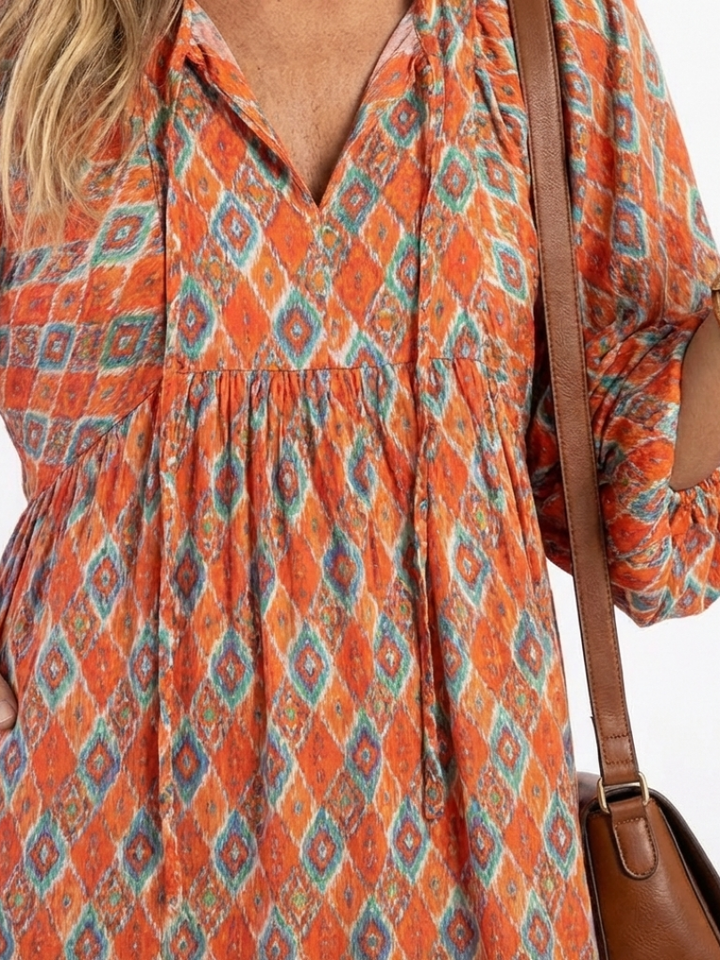 Amara | Abito Midi con Stampa Geometrica e Collo a V