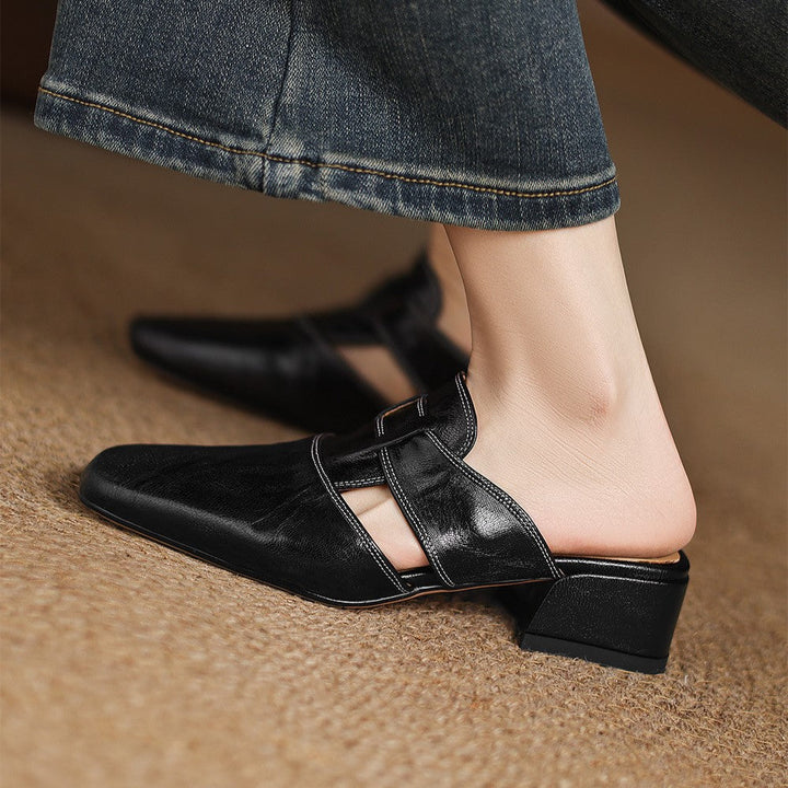 Mule in pelle a punta quadrata Rosel