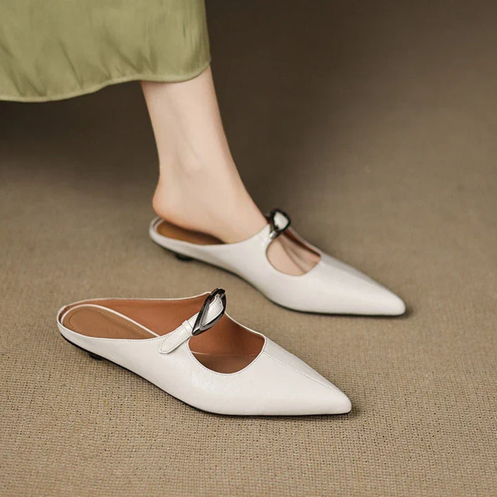 Regine | Mules a Punta con Fibbia