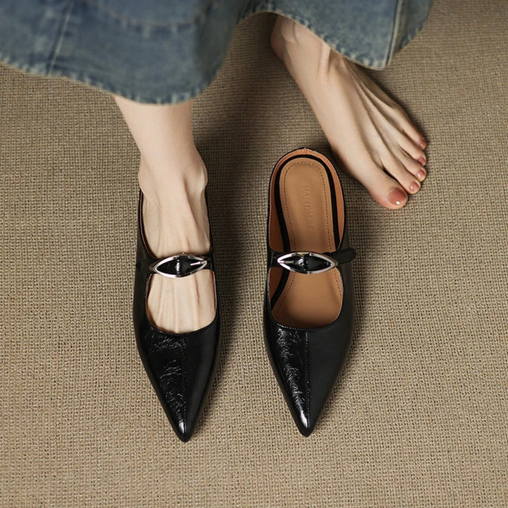 Regine | Mules a Punta con Fibbia