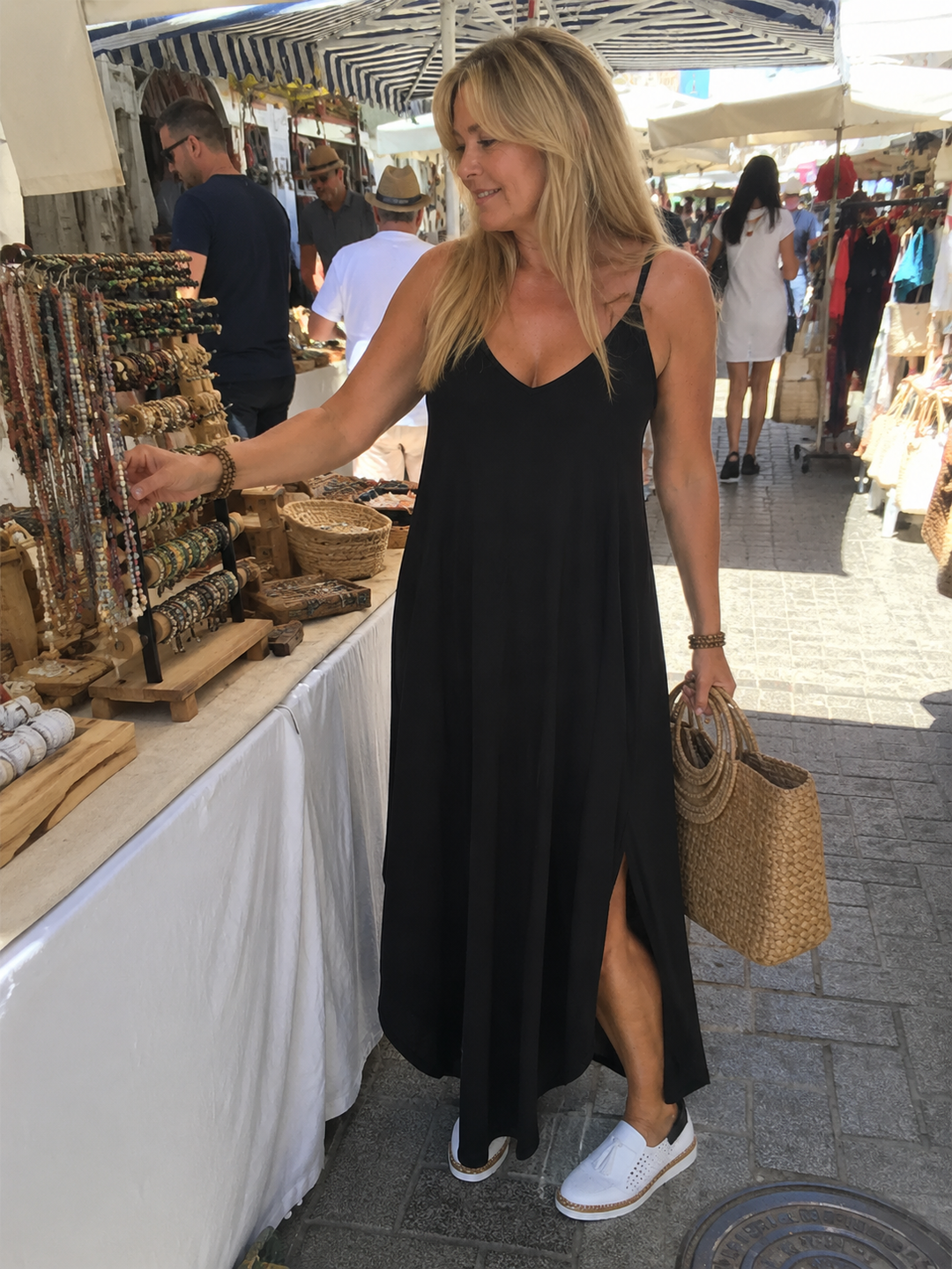 AMY | Abito Cami Leggero Con Scollo A V E Spalline Regolabili