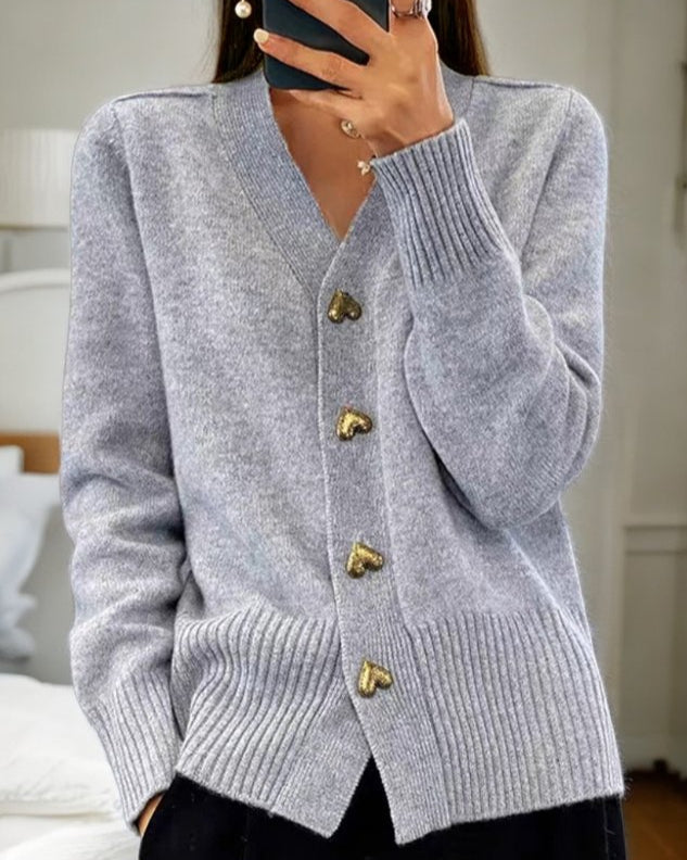 Adele | Cardigan Elegante con Bottoni a Forma di Cuore